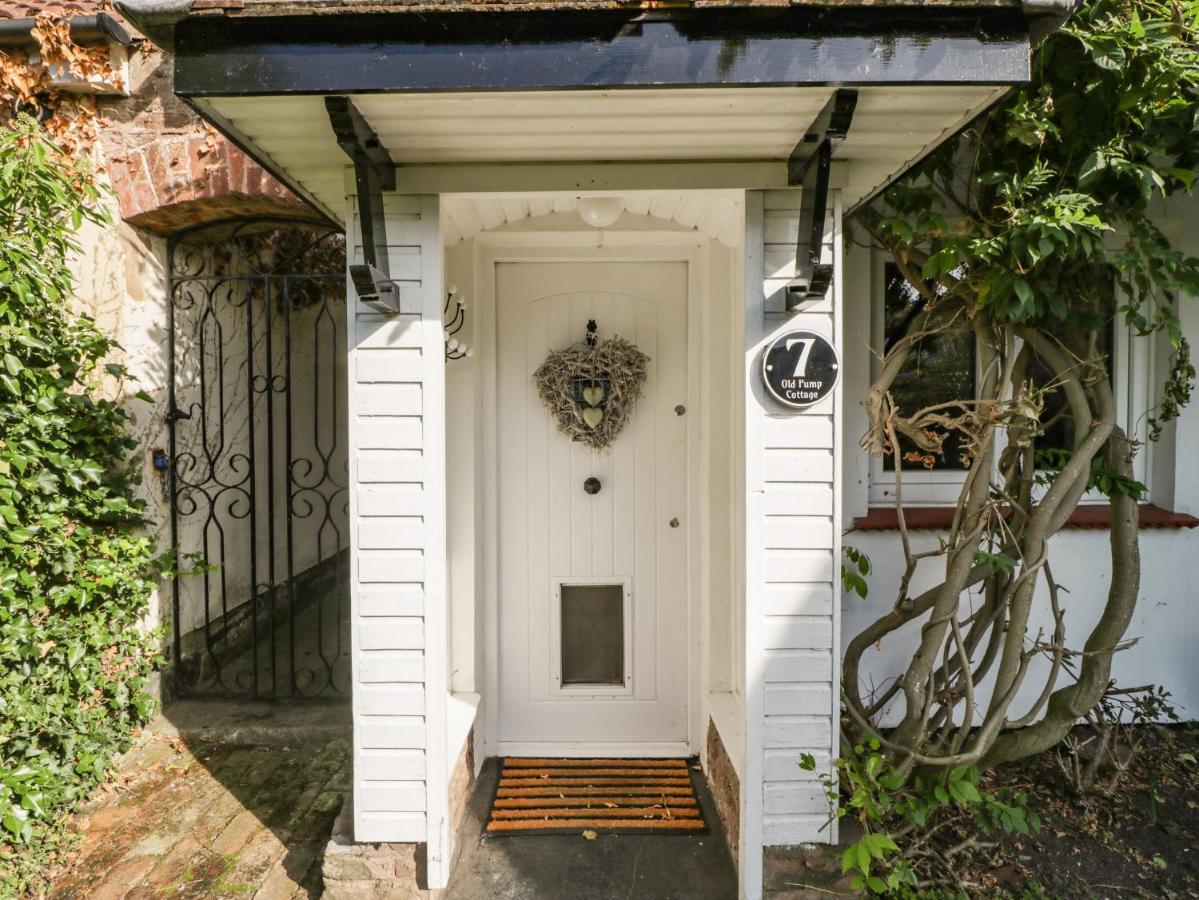 Old Pump Cottage Ross-on-Wye Bagian luar foto